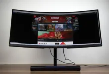 Обзор 34" UWQHD-монитора Huawei MateView GT ZQE-CAA - Рынок мониторов предлагает множество интересных моделей. Среди них — ультраширокие мониторы. Они позволяют достичь удивительного эффекта погружения при просмотре кино или во время игрового процесса. Один из них — Huawei MateView GT ZQE-CAA. Рассмотрим, чем он отличается от похожих моделей, а также изучим его сильные и слабые стороны. Узнаем, насколько Huawei MateView GT подходит для игр с расширением 2К и 4К создания 3D-моделей и обработки фотографий в графических и фоторедакторах, таких как Krita, Photoshop, Maya, Blender, 3D Max, Cinema 4D, Houdini, ZBrush, Krita и других. Обзор 34" UWQHD-монитора Huawei MateView GT
