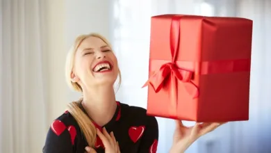 Идеи 10 оригинальных подарков до 3000 руб. для женщин с AliExpress - Приближается особенный день для особенной женщины в вашей жизни, и вы ищете оригинальные подарки, которые смогут порадовать и впечатлить маму, сестру, жену коллегу или подругу? Если вы хотите сделать практичный подарок, то AliExpress может стать вашим надежным помощником. В этом обзоре мы представляем вам 10 оригинальных дружеских подарков для женщин, доступных на AliExpress по цене до 3000 рублей. Эти подарки объединяют в себе стиль, функциональность и эстетику, чтобы подарить особенный момент радости и удовольствия даже семейной паре. Независимо от ее интересов и предпочтений, здесь вы найдете подарок, который подчеркнет вашу заботу и внимание в глазах ваших друзей. Идеи 10 оригинальных подарков до 2500 руб. для женщин с AliExpress