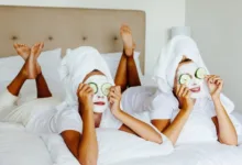 Красота по доступной цене: обзор косметики с Aliexpress для женщин до 35 лет