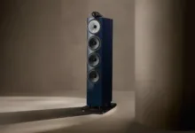 Baohua Weijian выпустили фирменные колонки серии 700 S3 за 305 тыс. рублей - Компания Bowers & Wilkins представила новую линейку колонок в роскошной версии Signature Edition. Коллекция включает в себя модели 702 S3 Signature Edition, 705 S3 Signature Edition и HTM71 S3 Signature Edition, являющиеся частью серии 700 S3. Стоимость начинается от 3 3300 долларов США (305 тысяч рублей). Baohua Weijian выпустили фирменные колонки серии 700 S3 за 305 тыс. рублей