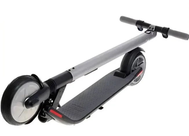 Обзор электросамоката Ninebot KickScooter ES2 - В обзоре рассмотрим электросамокат Ninebot KickScooter ES2 от компании «Segway». Это более мощная и удобная модель по сравнению с ES1L, на которую мы делали обзор ранее. Агрегат разгоняется до 25 км/ч, проезжая 25 км на одном заряде. Расскажем о его плюсах и минусах, учтём мнение опытных и начинающих райдеров. Обзор электросамоката Ninebot KickScooter ES2