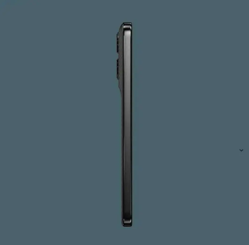Motorola представила смартфон ThinkPhone 25 изготовленный из арамидного волокна - Motorola официально представила свой новый смартфон ThinkPhone 25, отличительной чертой которого стала задняя панель, изготовленная из арамидного волокна. Высокотехнологичное материал, известное своей прочностью и термостойкостью, покрывает не только заднюю часть устройства, но и область камеры, что придаёт телефону особую эстетику и защиту. Motorola представила смартфон ThinkPhone 25 изготовленный из арамидного волокна - Новости
